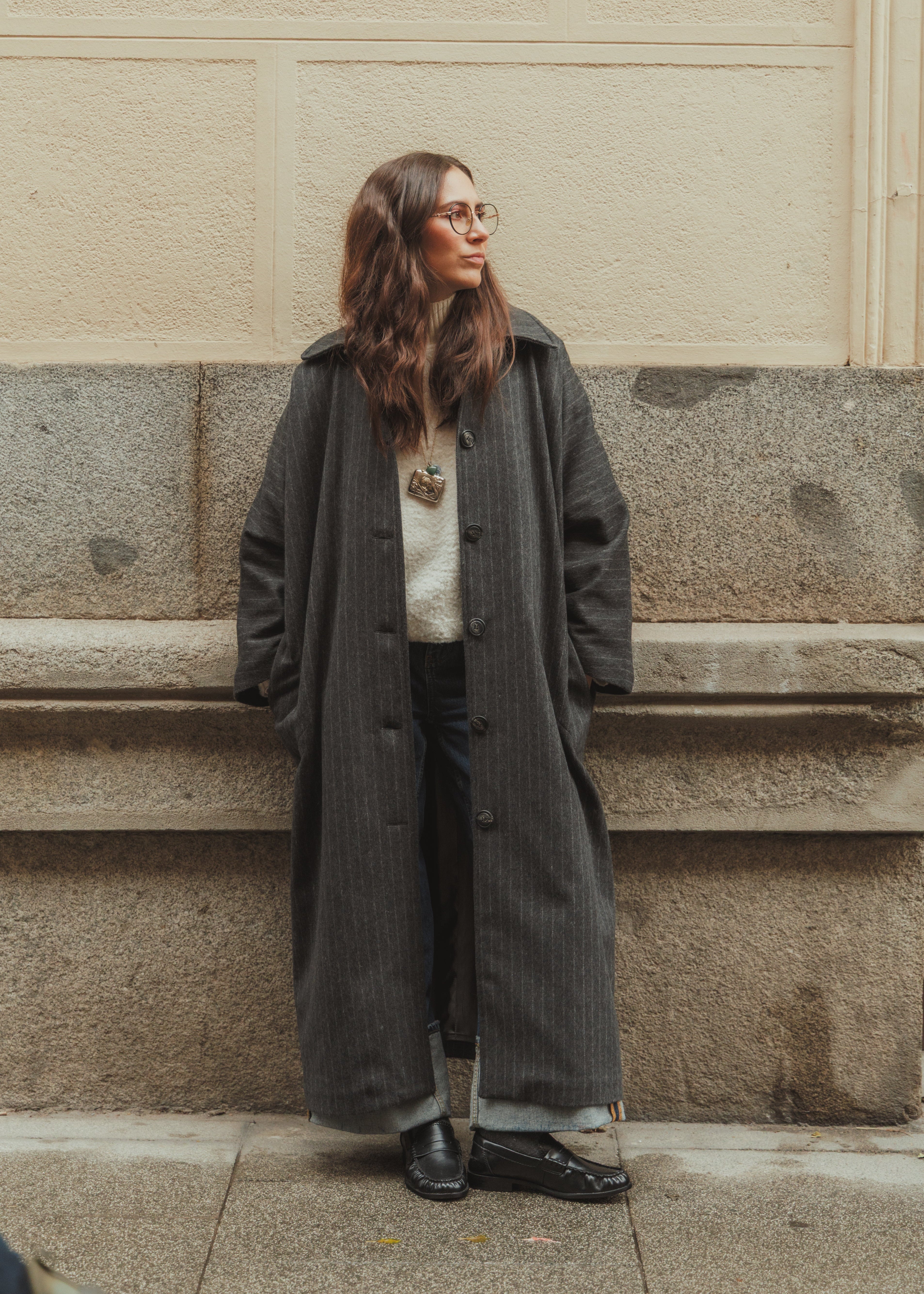 ABRIGO PILAR LANA GRIS CON RAYA DIPLOMATICA