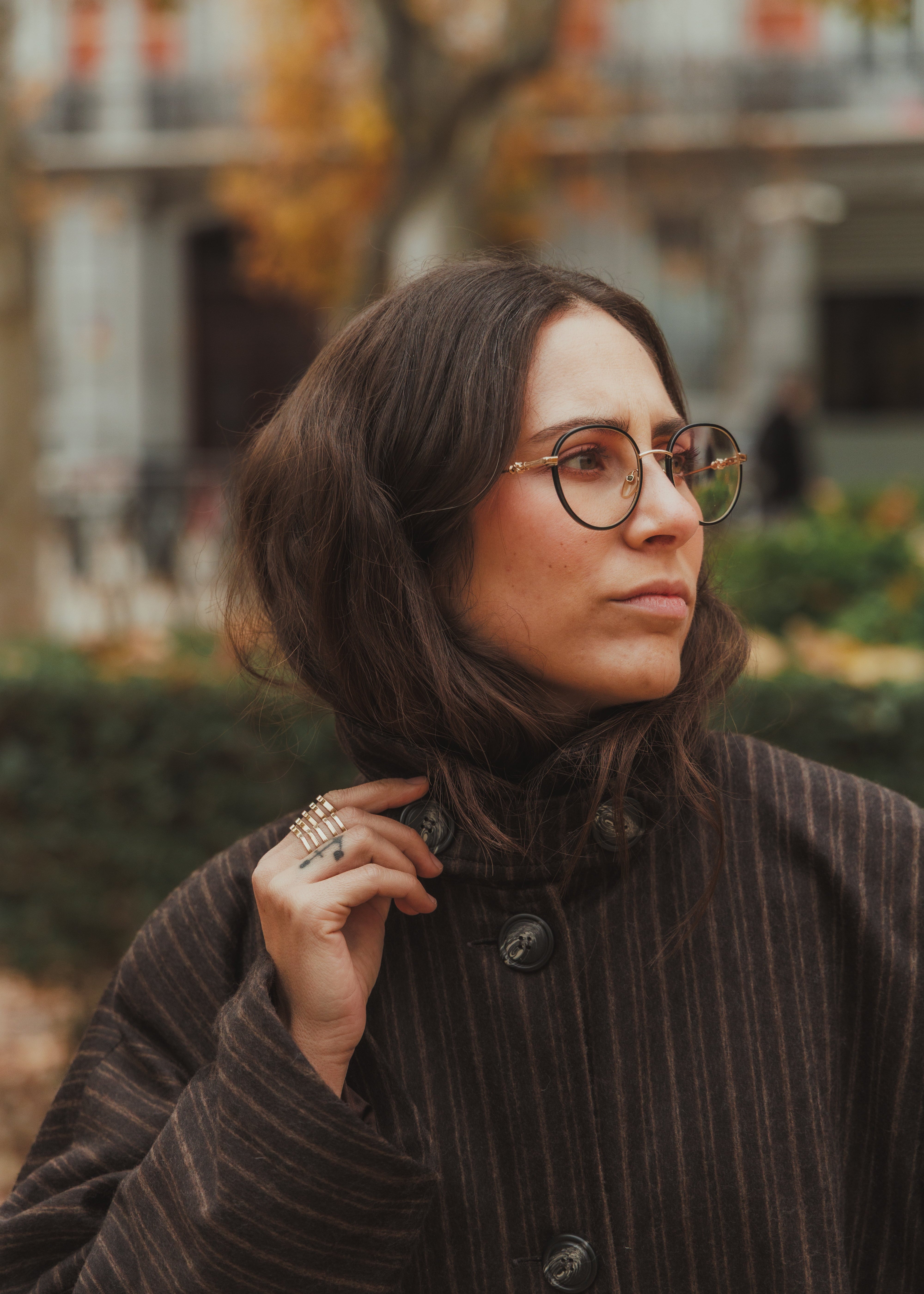 ABRIGO PILAR LANA CHOCOLATE CON RAYA