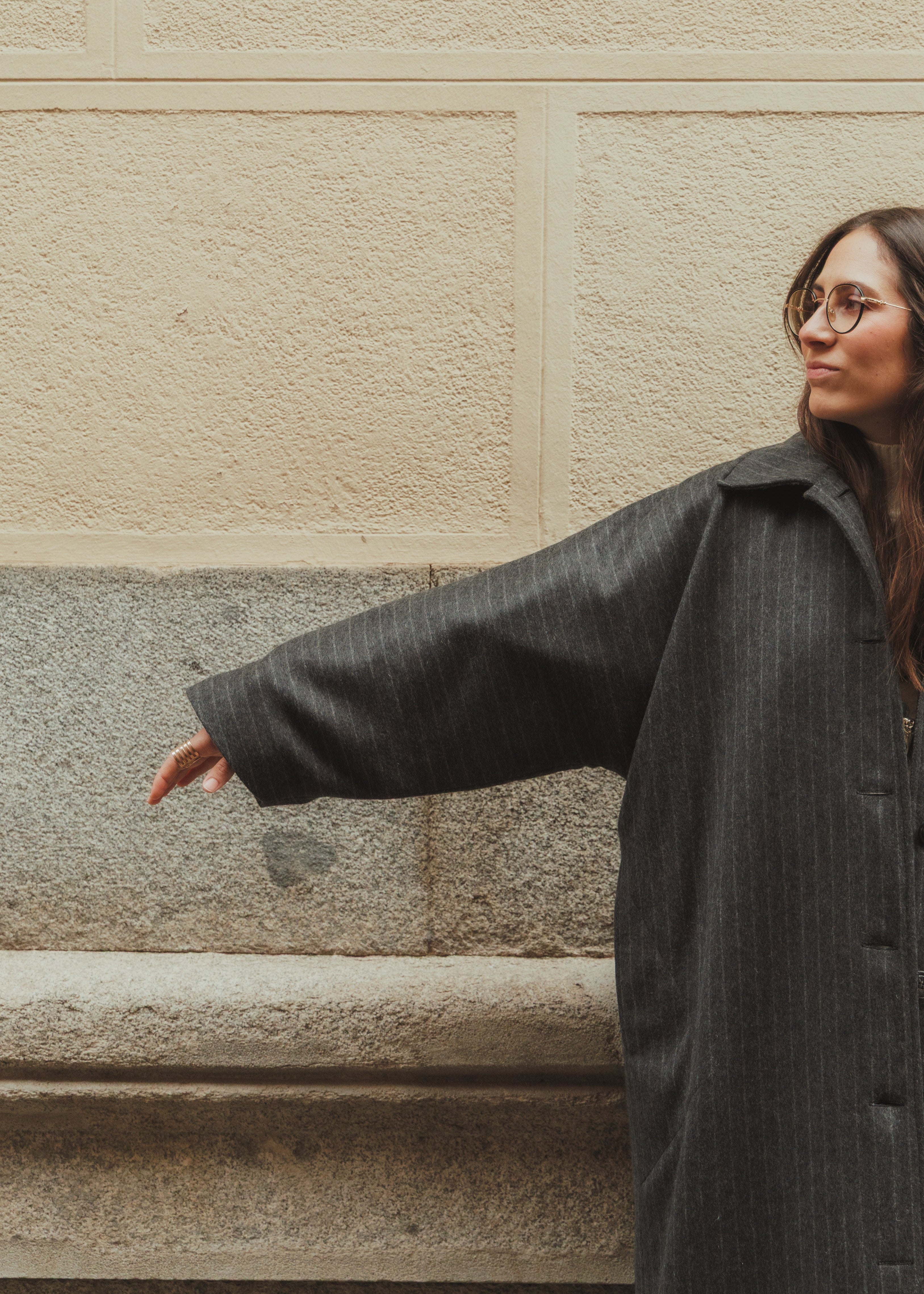 ABRIGO PILAR LANA GRIS CON RAYA DIPLOMATICA