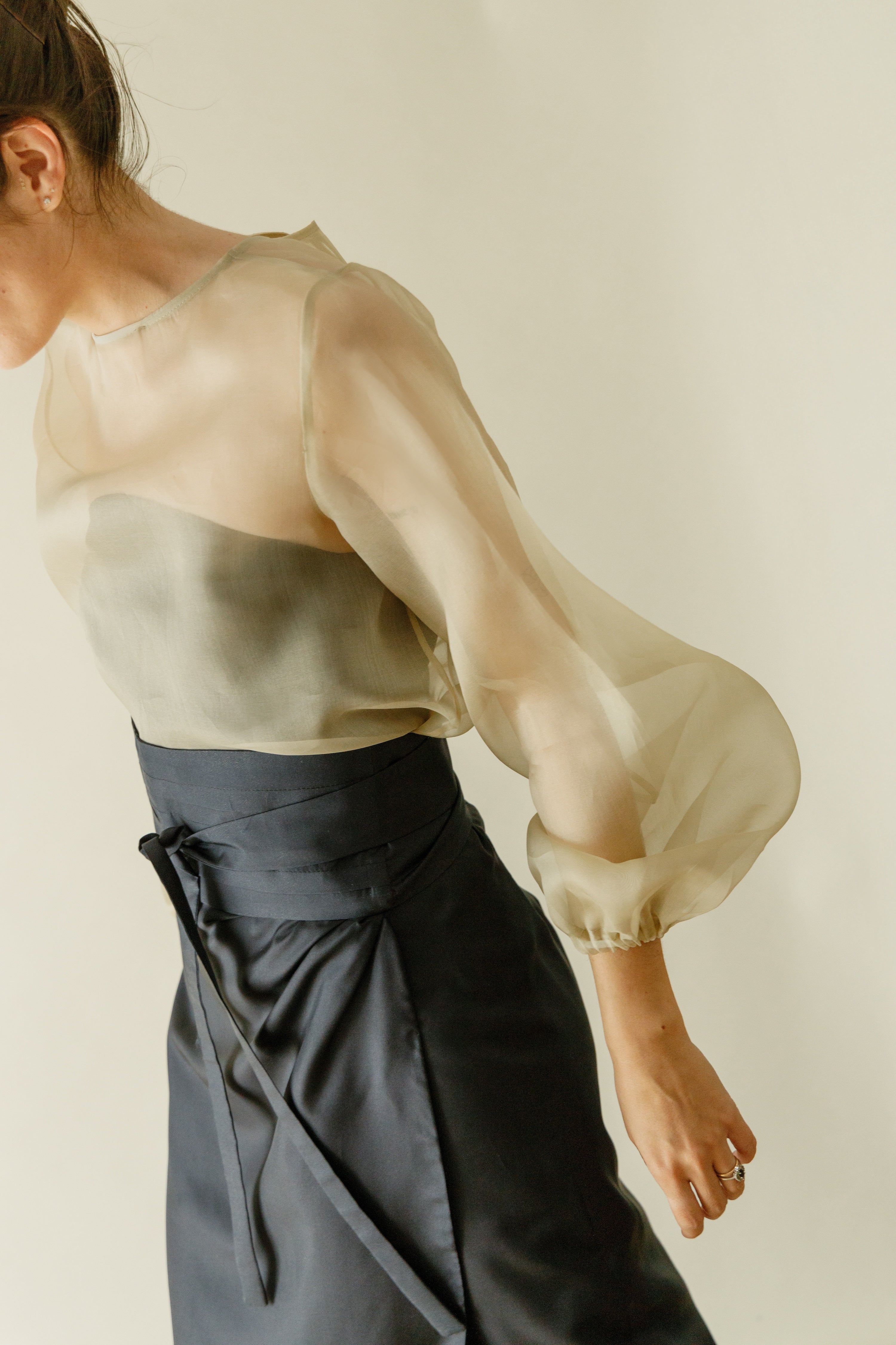 BLUSA JULIETA SEDA CHAMPAGNE